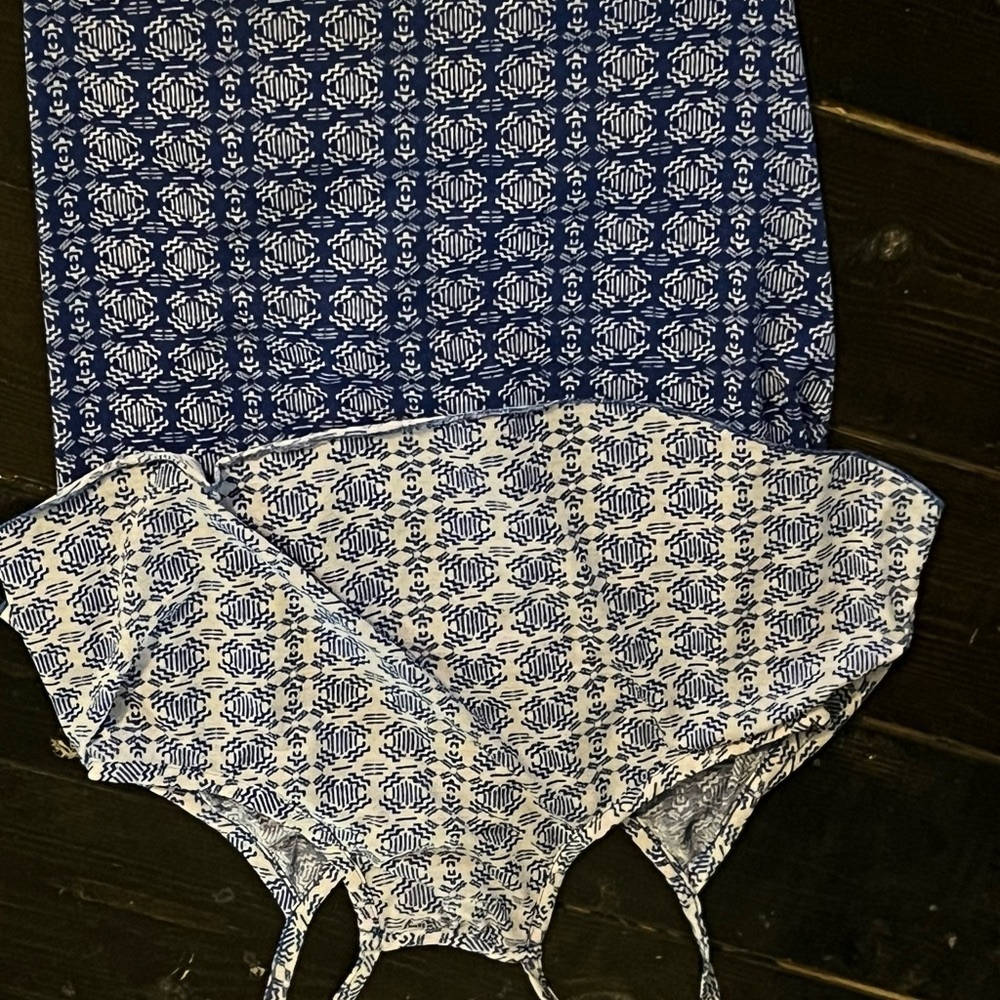 Women’s Ruffled Tank - Picture 4 of 4